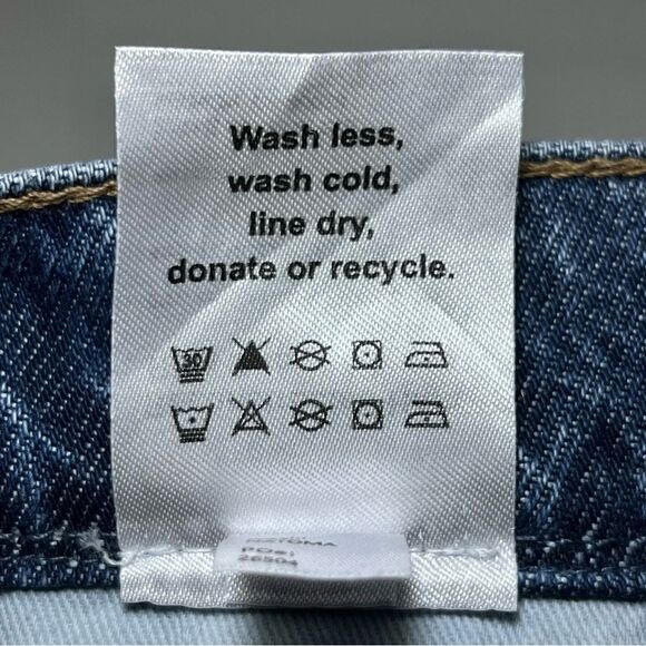 Reformation Reconstructed High Rise Straight Jeans in Natoma Wash - Picture 6 of 6